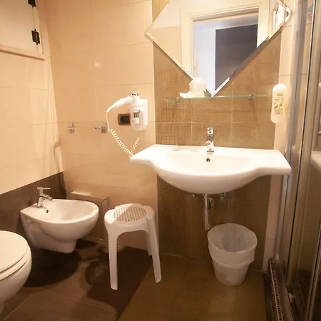 Oldwell Hotell 3*