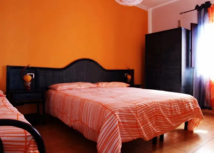 Oldwell Szálloda Santa Domenica