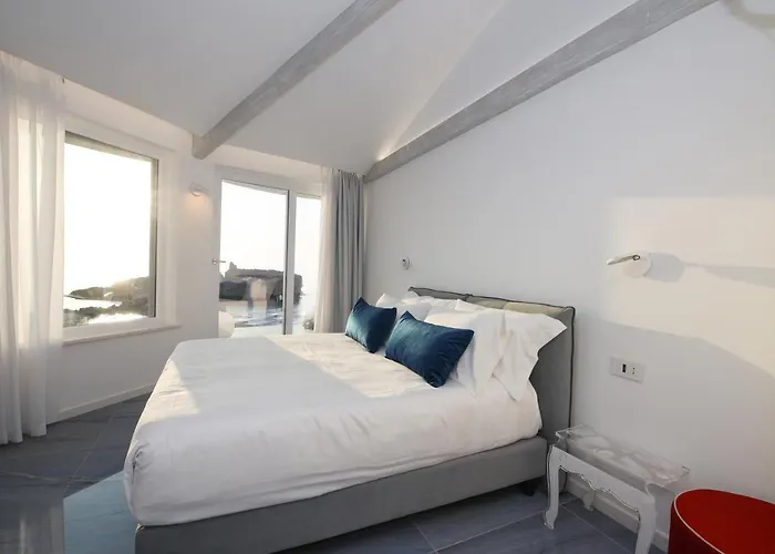 Oldwell Szálloda Santa Domenica