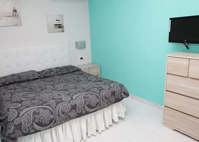 Oldwell 3* Santa Domenica